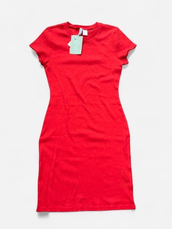 H&M Dresses & Skirts - H&M Divided Red Ribbed Mini Bodycon Dress